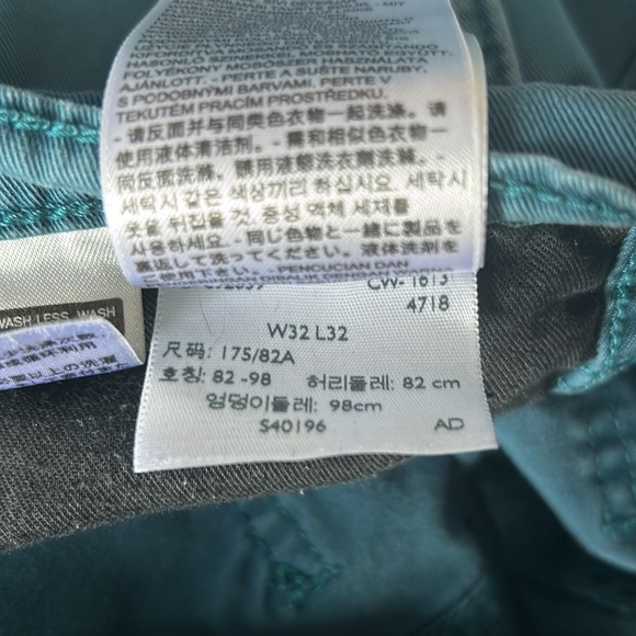 Blue Levi’s Pants Size 32 - Picture 5 of 10